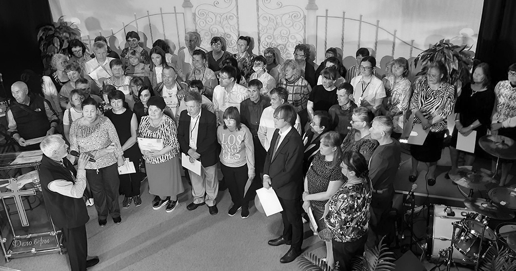 WorldMissionC's tweet photo. Praise the Lord! 80 students have just completed Live School in Izhevsk, Russia.

Thank you to everyone for your contributions and prayers towards Live School and the mission in Russia.
---
#unreached #greatcommission #missions #christian #bibleverse #jesus https://t.co/syMm0AJb8x