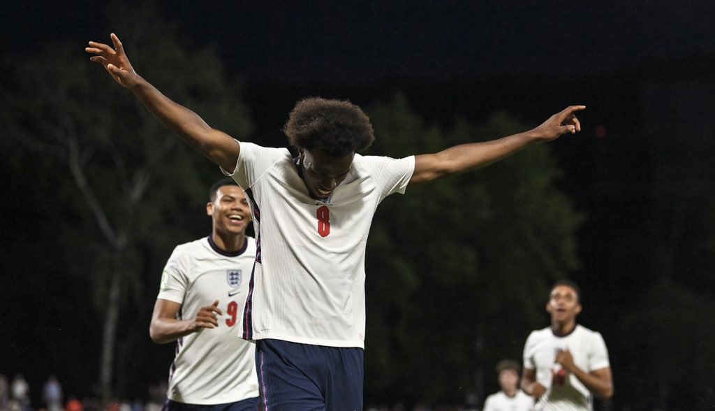 Chukwuemekaa10's tweet image. Another Win vs Serbia 🇷🇸 Another Goal&amp;amp;Assist. #Eng19 #AllGod🙏🏾