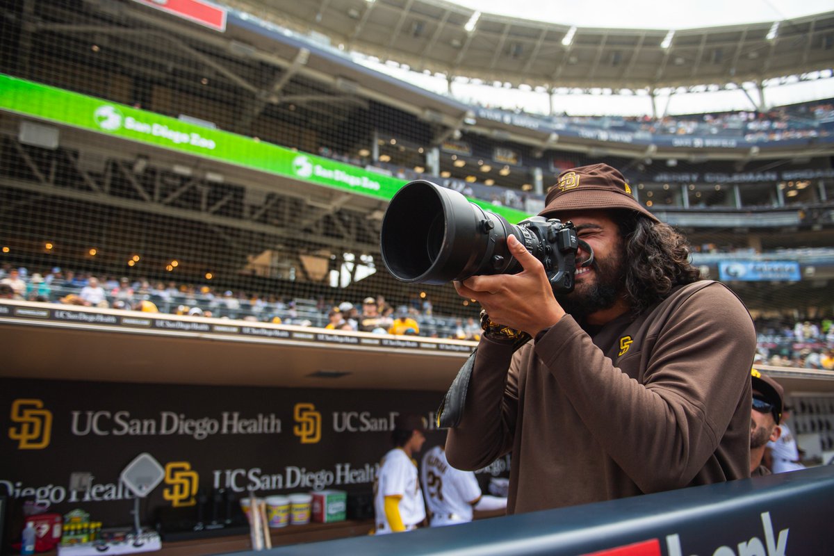 Padres's tweet photo. The photographer - the photo 📸 https://t.co/WLUQThpr4o