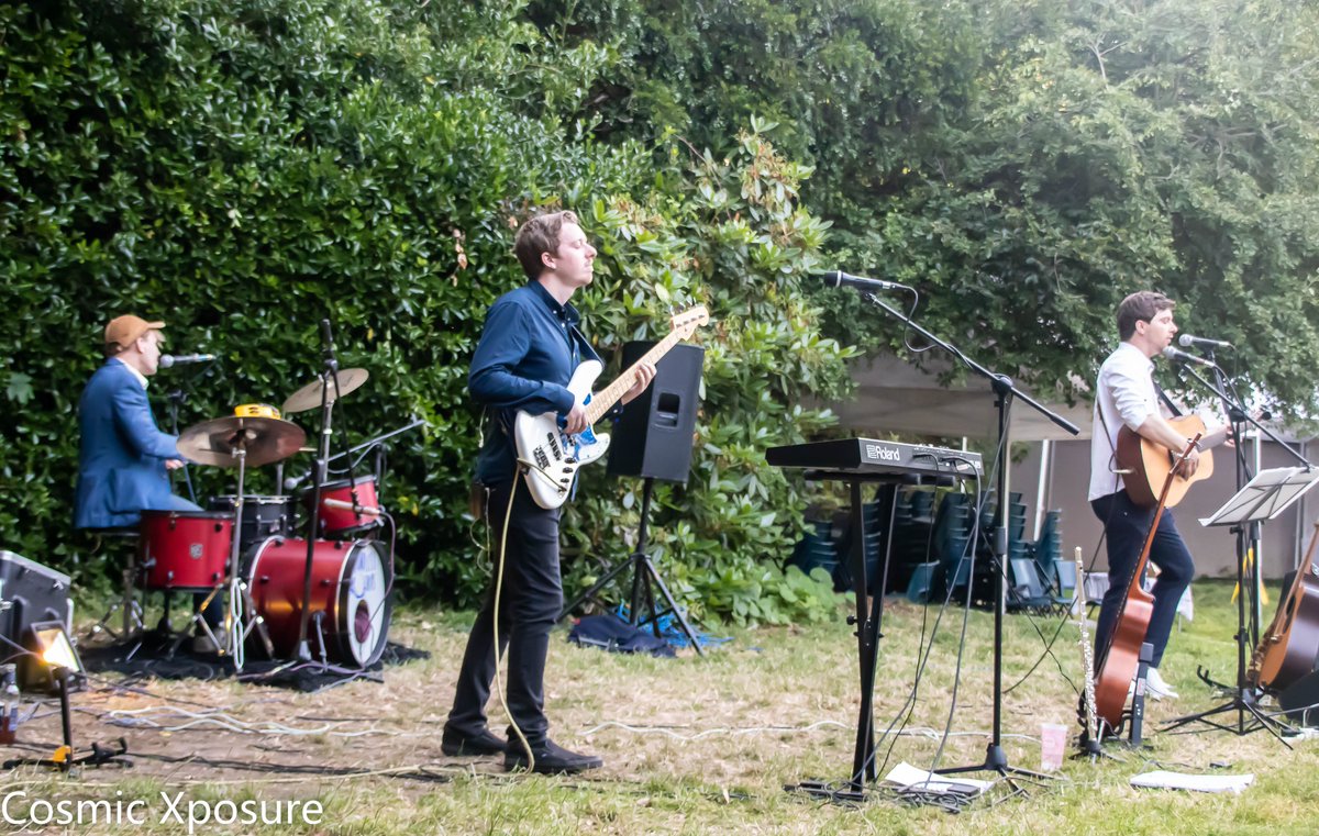 CosmicXposure's tweet photo. Second up at @PenleeTheatre were the sublime @Boundless_Bros again original songs brilliantly performed and composed #penleepark #penzance #cornwall #boundlessbrothers #cosmicxposure https://t.co/ClR7MHEWkf
