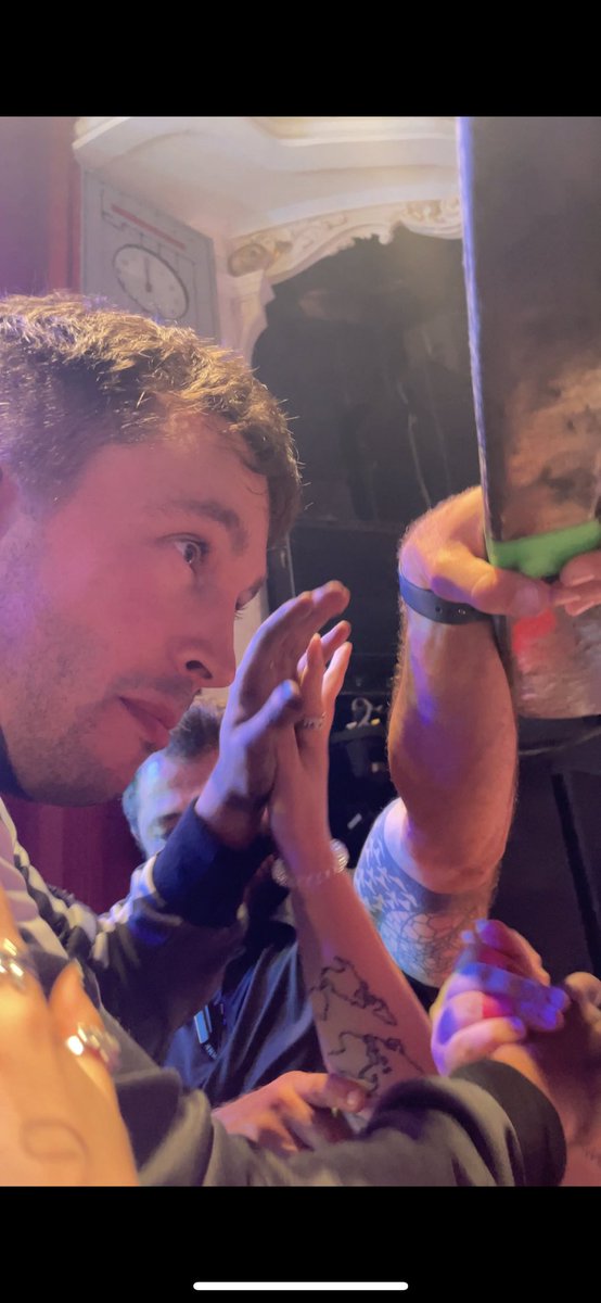 𝖊𝖑𝖎 tweet media