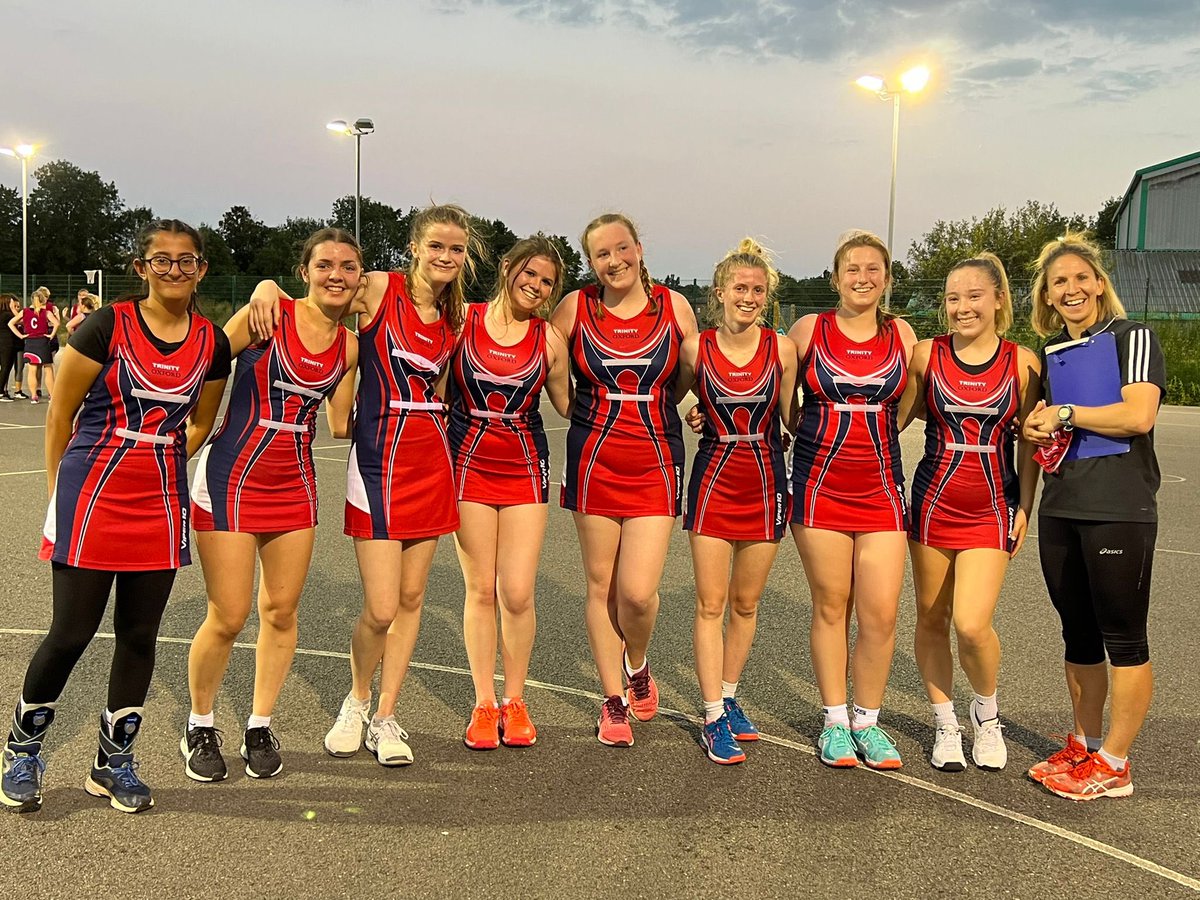NetballTrinity's tweet image. Amazing game for our Jaguars tonight. Close score all the way through but  they kept the intensity high and worked hard💪 across the court. Final score 36-34 to Trinity against Bicester Bullets. Well done girls and thanks Frankie!!    POM- Paige CPOM- Zoe 👏👏.