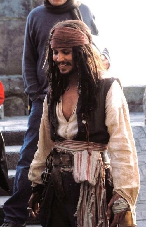 deppfever's tweet photo. he was my childhood love… we miss you Captain Jack Sparrow…😭🤍 #JohnnyDepp #JohnnyDeppWon #JackSparrow #CaptainJackSparrow #PiratesoftheCaribbean https://t.co/1dyqBC866J