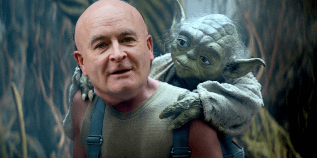 #Peston Mick Lynch V Booby Jenrick is the equivalent of Yoda debating with a shit stained shoelace. Emily Thornberry just needs popcorn. 🐢💨