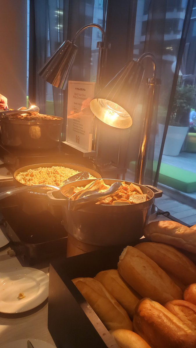CANCERADMIN's tweet photo. Philly knows how to host a conference. Welcoming our colleagues from around country with cheesteaks, soft pretzels and @Tastykake @PeanutChews #philly #phillyfavorites @ElementPhilly #CCCIF2022 #cancer https://t.co/yqhBRLVr87
