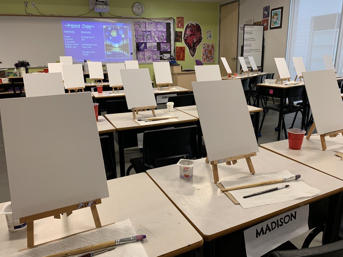 MmeBish's tweet photo. Experiential Learning Day @ldhrise78 not only gave students a chance to explore their interests or learn something new,  but also a chance for me to teach my specialty and turn a reg class back into the art studio it should be! Best. Day. Ever! https://t.co/U7WMDuVGYD