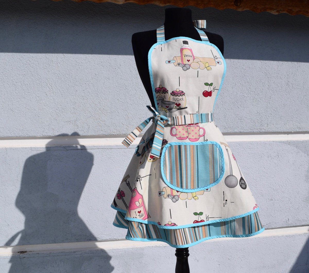 ShianaCraft's tweet photo. Retro Apron for Women, Fancy Fruit Apron, Sexy Cooking Apron, Frilly Stripes Apron, Big Size Apron https://t.co/qR5cWDhZCn #blue #white #cotton #retroapron #apronforwomen #fancyfruitapron #sexycookingapron #frillys #retro #handmade #craftbizparty #crafthour #crafts https://t.co/EbJsM0VB7v