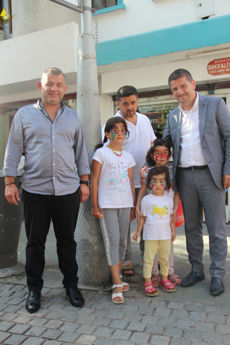 BehlulBayrak's tweet photo. diyerek neyimiz varsa hizmetinizdedir diyen alcakgonullu,çağdaş belediyeciliği Adapazarimizda hayata geçiren bizim insanımız @ISIKSUMUTLU başkanlarımıza tesekkur ediyoruz.Bir teşekkür de @cadder54 ve kıymetli başkanları @KemalTurgac @ysryldrm54 kardeşlerime ediyoruz. https://t.co/b4K0cb0N9m