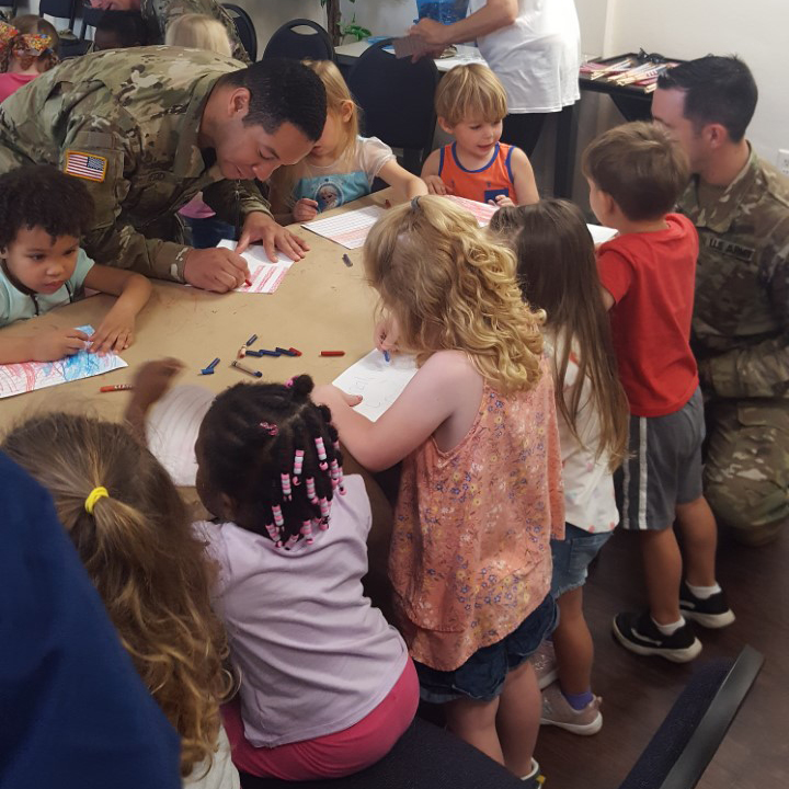 MyJHLS's tweet image. Members of the Mississippi National Guard visited the #RaymondLibrary for Story Time, songs, and crafts. Crafts included making thank you cards for members of the Mississippi National Guard. 

#MyJHLS #OceanOfPossibilities #SummerReading2022