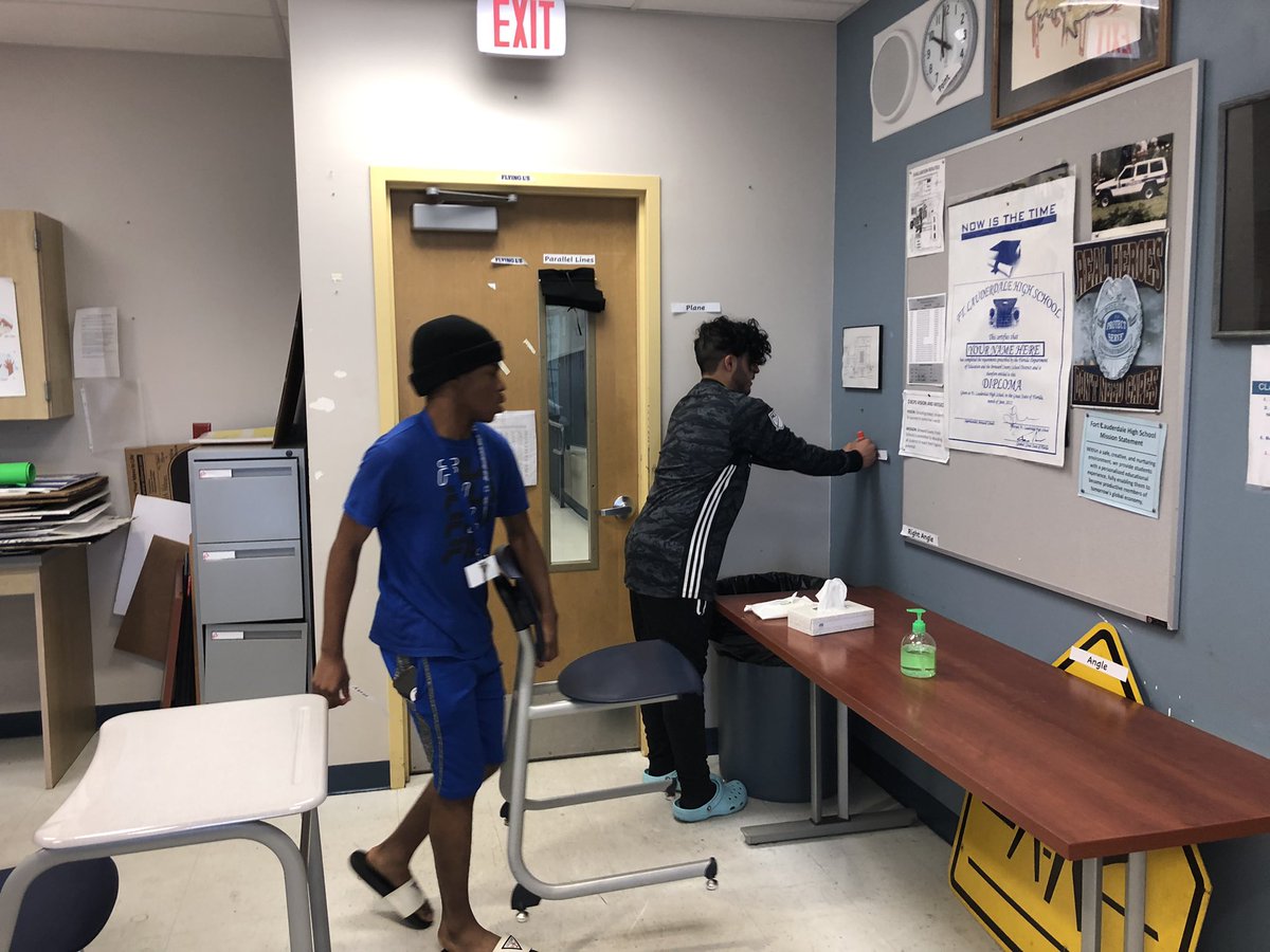 Summer Experience Day 3. Beautiful day at FLHS <a href="/FlhsOfficial/">Fort Lauderdale High School</a> with <a href="/SunriseFalcons/">Sunrise Middle School</a> . Lots of learning going on <a href="/PrincipalFLhigh/">Erin Brown</a> <a href="/D_Ospina10/">D. Ospina</a> <a href="/AtwoodPrincipal/">Ryan Atwood</a> <a href="/DrWBCollado/">Washington B Collado, Ph.D.</a> <a href="/RolleRosheika/">Rosheika Y. H. Rolle</a> <a href="/DrFlem71/">Dr. Jermaine Fleming</a>
