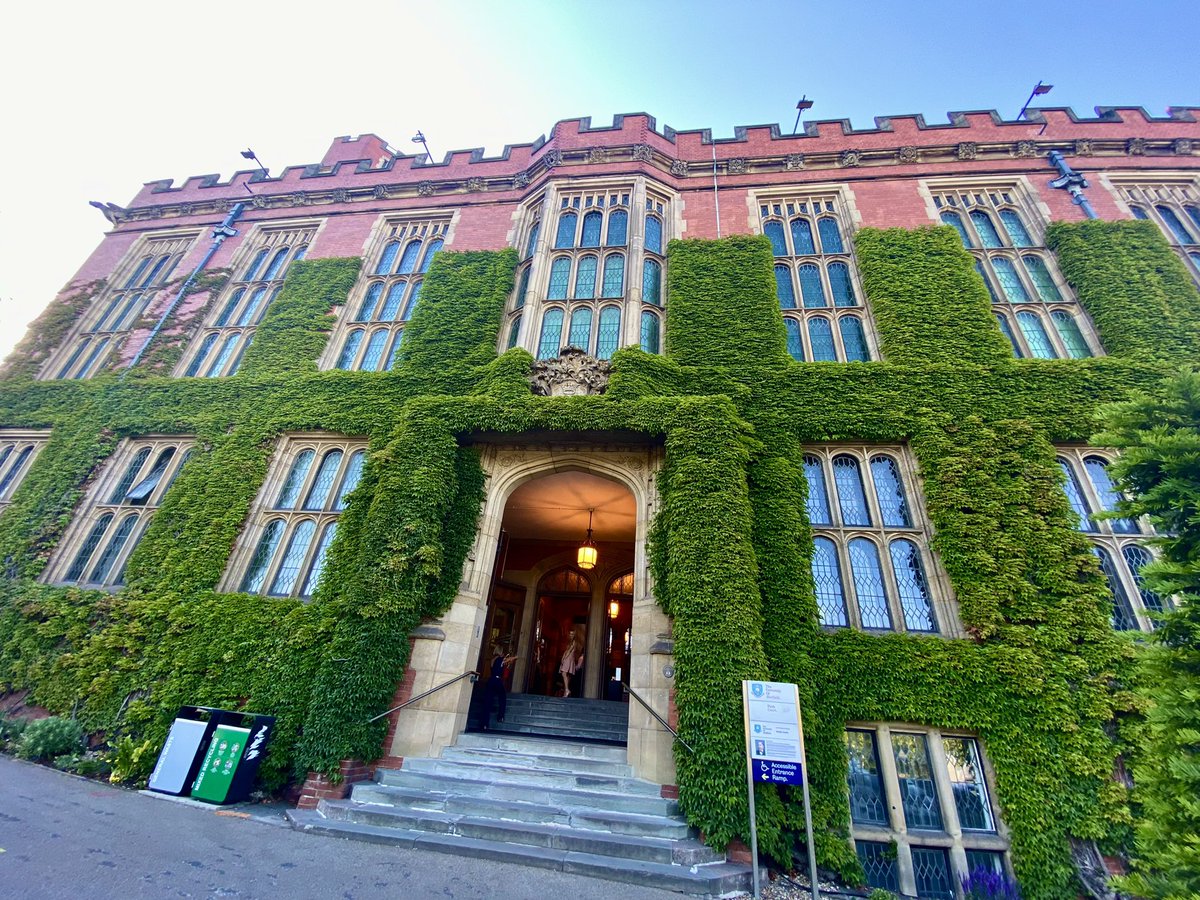 AMRCTraining's tweet photo. This evening's #ApprenticeAwards are being hosted at @sheffielduni's beautiful Grade Il-listed
#FirthCourt #Sheffield and we've got a packed guest list who have gathered to toast our marvellous apprentices and their achievements.
#Apprenticeships #Engineering #AMRCTrainingCentre https://t.co/0WNQqCWZRh