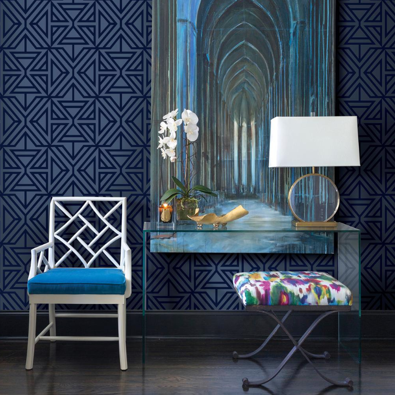 Timeless yet fresh, this rich blue wallpaper is simply stunning. The geometric pattern is flocked over a pearlescent background. Helios is an unpasted, non woven wallpaper.