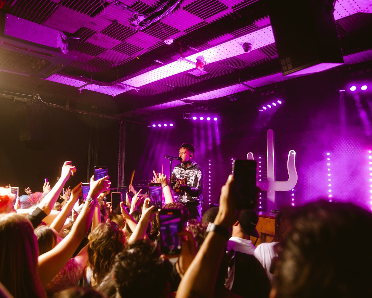 twentyonepilots's tweet photo. the takeover tour is back and we have started our week in london. night one was tiny. https://t.co/XL2Afqy9jk