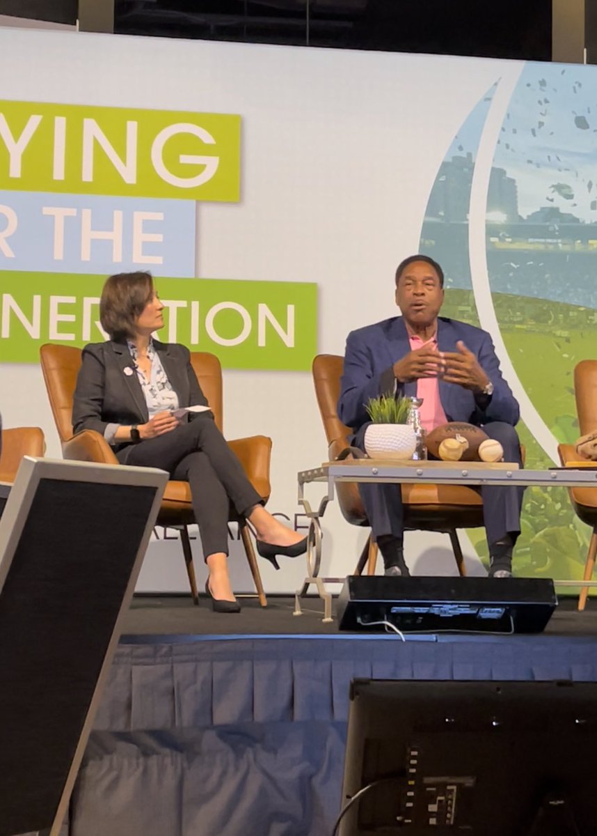 sportsalliance's tweet image. 3️⃣ things were important to @DaveWinfieldHOF when he founded the Winfield Foundation: HEALTH, EDUCATION, and SPORTS!

What did you take away from today’s Chalk Talk with Dave?

#GSAsummit22 #letsplaytozero