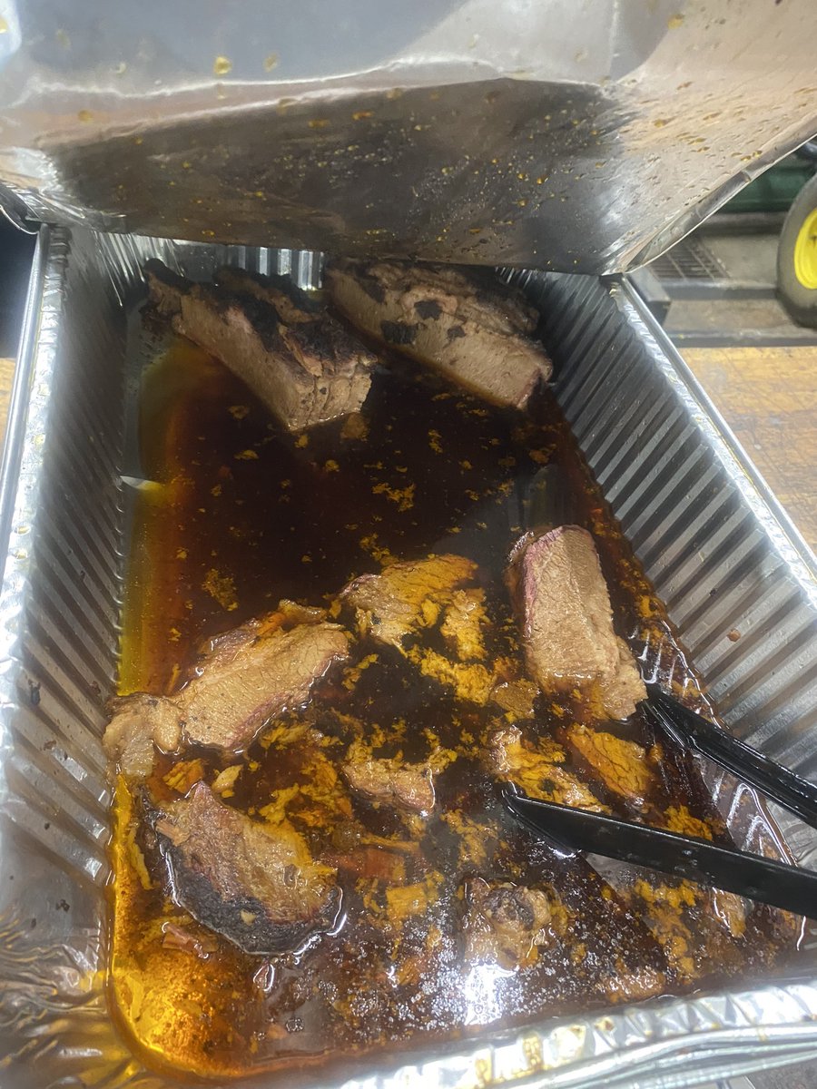 PCCgrounds's tweet image. Thank you, Rick Uthe and Revels Turf &amp;amp; Tractor for an outstanding crew lunch today. Bourbons Smokehouse was awesome, the crew loved it.