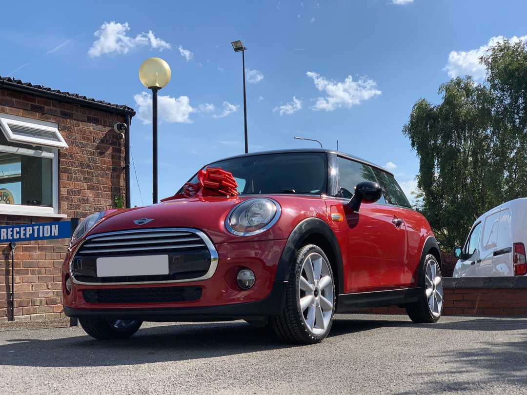 ConnectMotor's tweet photo. 𝘾𝙤𝙡𝙡𝙚𝙘𝙩𝙞𝙤𝙣 𝙍𝙚𝙖𝙙𝙮 🎀🚗

#sold #carsales #newcarday #collectionready #soldcar #cheshire #crewe #northwich #northwest https://t.co/nkn77JNOb9