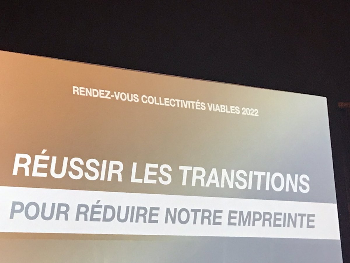 CSolidaire's tweet photo. Logements à faible émission, mobilité durable, densité, plusieurs contenus très pertinents au #RVCV22 de @VivreenVille. Acteurs de la transition juste et solidaire : nous sommes à vos côtés! https://t.co/DjfhzDzNIO