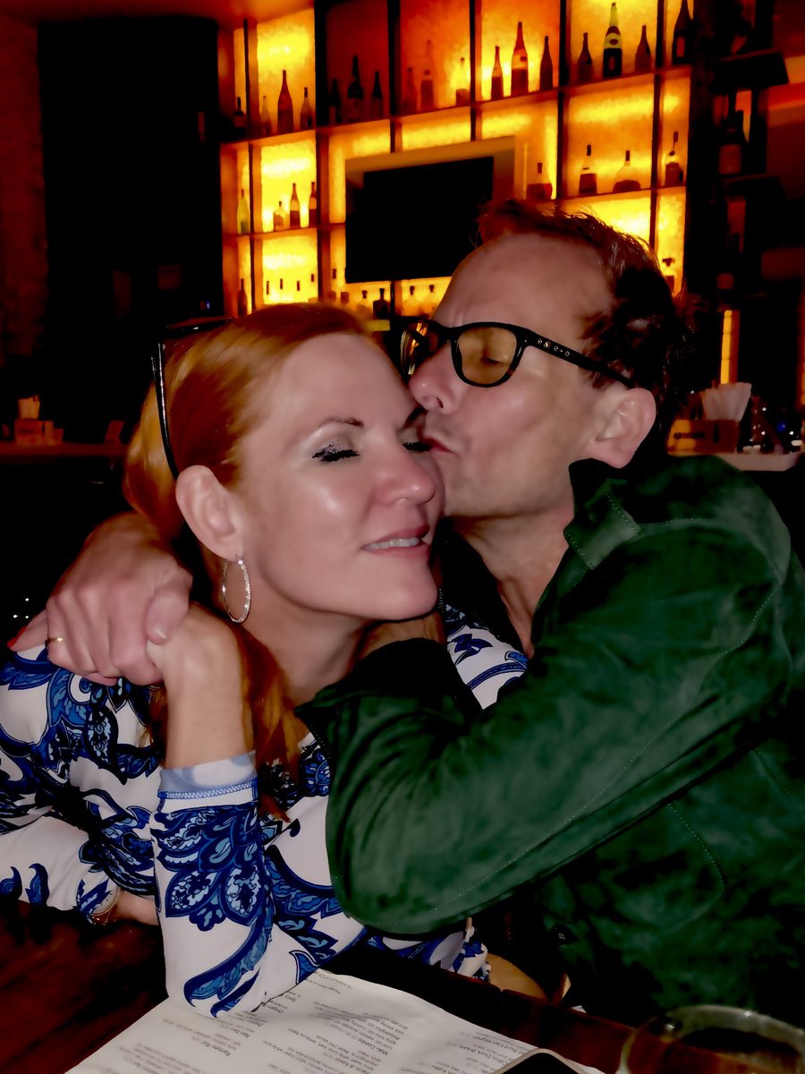 ⁦<a href="/quinnquinnleml1/">quinn@quinnlemley.com</a>⁩ will be live tomorrow night at ⁦<a href="/DontTellMamaNYC/">Don't Tell Mama</a>⁩ in ⁦<a href="/RitaHayworth_bt/">Rita</a>⁩ <a href="/TheHeatisOn/">Sarah Gilfoy</a>! The final up close and personal performance!