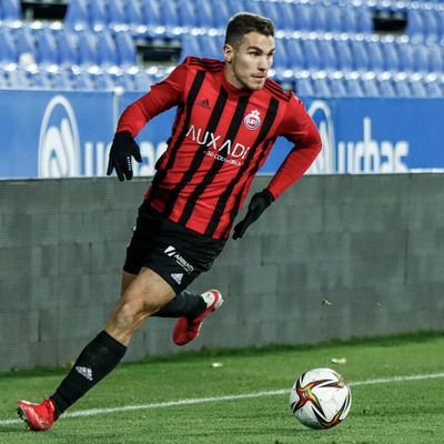 GradaSiete's tweet photo. ⭐⚽ONCE IDEAL⚽⭐

Ya podéis votar por vuestro lateral derecho favorito de los equipos madrileños de 2aRFEF.

👉 @5DanielGallardo - @UnionAdarve 
👉 @pacotorres96 - @CDMostoles 
👉 @luismese3 - @CDANavalcarnero 
👉 @javitorubio9 - @CanteraPepinera 

https://t.co/YmQeIPEDzk https://t.co/8Oe58pHObY