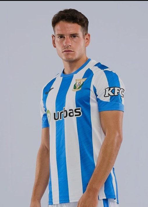 GradaSiete's tweet photo. ⭐⚽ONCE IDEAL⚽⭐

Ya podéis votar por vuestro lateral derecho favorito de los equipos madrileños de 2aRFEF.

👉 @5DanielGallardo - @UnionAdarve 
👉 @pacotorres96 - @CDMostoles 
👉 @luismese3 - @CDANavalcarnero 
👉 @javitorubio9 - @CanteraPepinera 

https://t.co/YmQeIPEDzk https://t.co/8Oe58pHObY