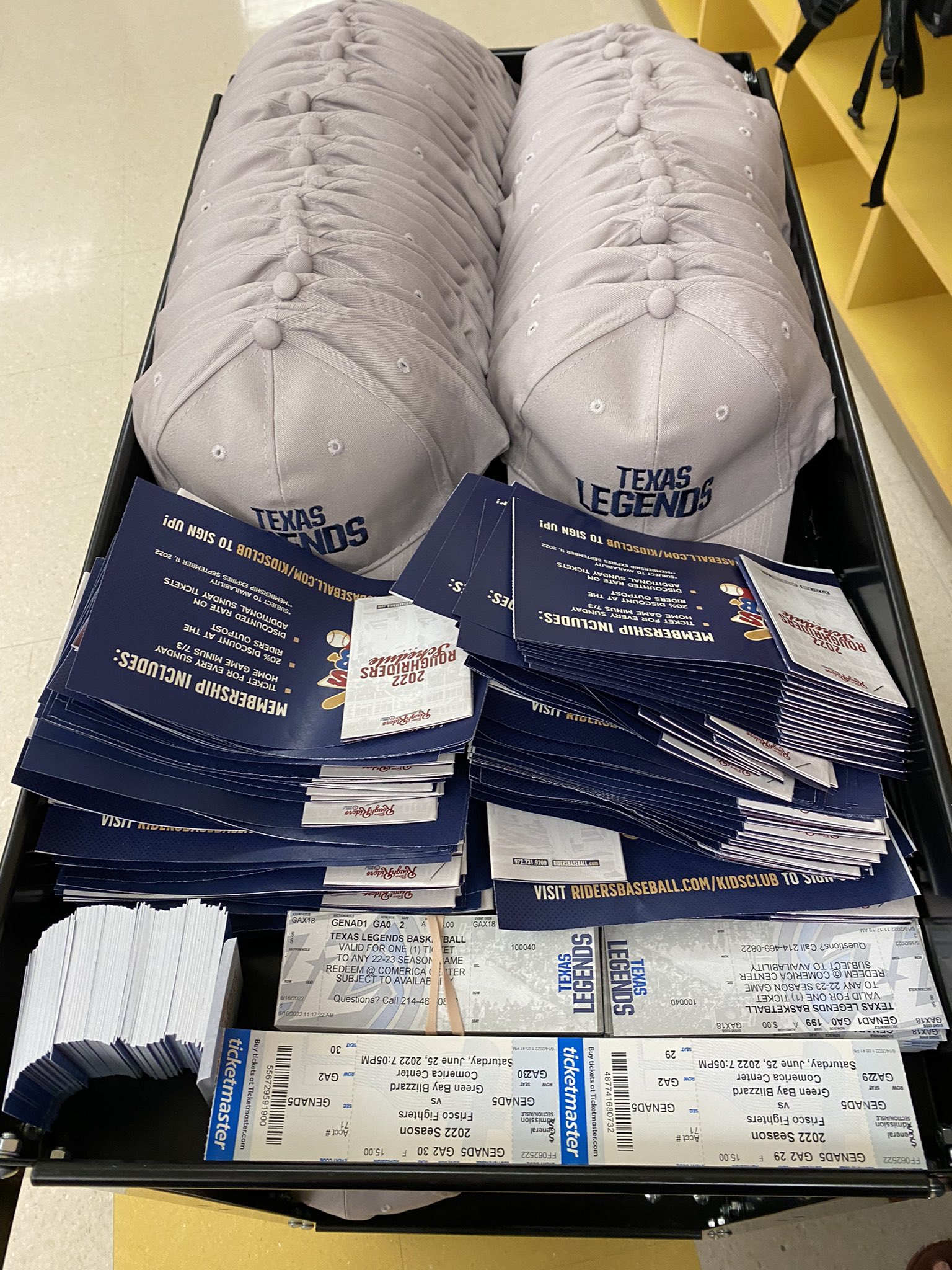kasey-kuykendall-m-ed-on-twitter-hello-swag-cart-for-our-students