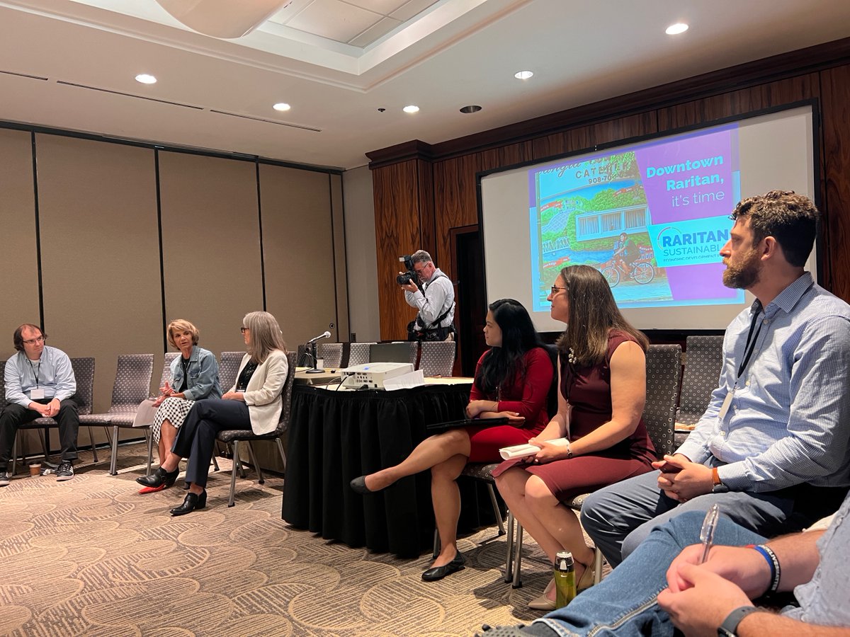FHIStudio's tweet photo. Last week, FHI Studio PM Adam Tecza presented on the inclusive and innovative approach to "Putting the Plan in the Hands of the People" at the NJ Planning and Redevelopment Conference. Adam was joined by Blythe Eaman, Angela Knowles, Debbie Thomas, and Dianne Bautista. #NJPRC22 https://t.co/Dt7WOrZD2W