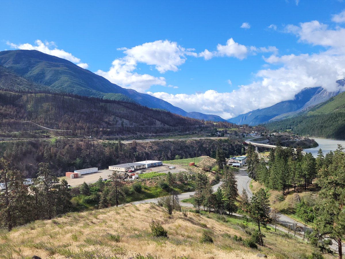 littlebiggene's tweet photo. The town I've  called home for 57 years  #Lytton. 
Manged to get 1/4 of a post office ( no stamps), 3/4 of a bank( no cash), no store ( 66 km one way) , all roads out of town have delays and a Atco commercial 😐.  Shout out to @jjhorgan &amp; @JustinTrudeau. https://t.co/bCeInkLbch
