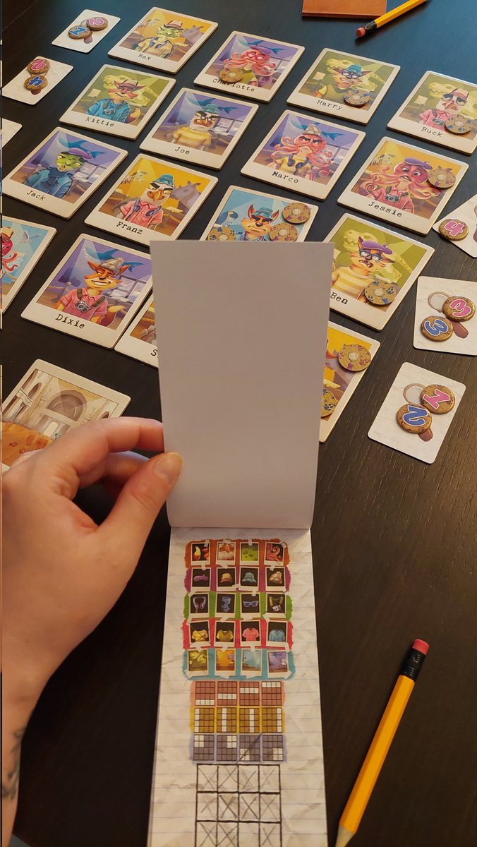 Découverte de Museum Suspects! 🔎 <a href="/blueorangenews/">Blue Orange 🍊</a> #j2s #boardgames