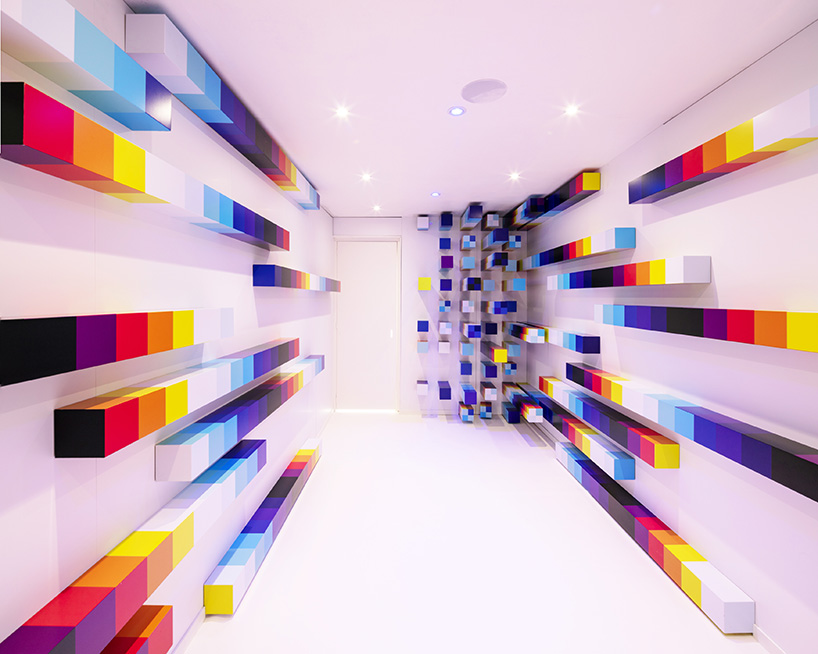 designboom's tweet image. felipe pantone and instagram design immersive 'reels superstudio' at cannes lions. designboom.com/design/felipe-…