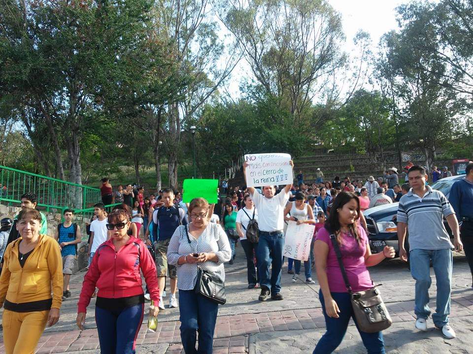 LuisAngelTonala's tweet photo. Un día como hoy 22 de junio hace 7 años el pueblo tonalteca se levantaba para defender el Cerro de la Reina, de intereses ajenos a nuestro patrimonio cultural e histórico. Mi reconocimiento a todas las personas, activistas que lucharon durante años hasta lograr el objetivo. https://t.co/ySIhIEqHxk