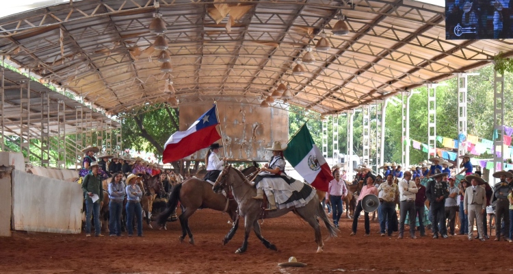 Otra experiencia histórica: Las Amazonas disfrutaron del Congreso de la Mujer de a Caballo bit.ly/3y8WGtN