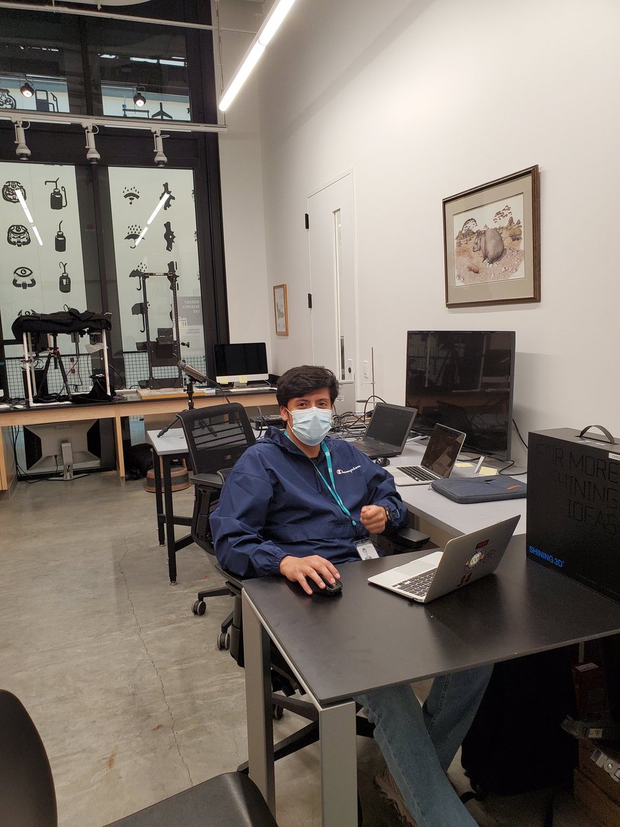 Chris_J_Law's tweet photo. Rodrigo Andrade Luna, an InSTInCT REU student with @texas_IB, has successfully made it up to the PNW to do research at the @burkemuseum!

@TexasScience   . #CollectionsAreEssential https://t.co/jBREdkxUpo