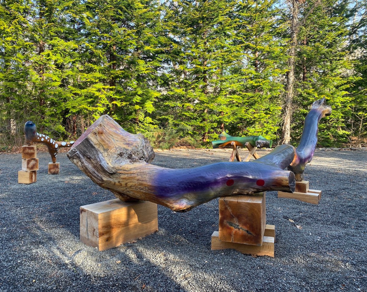 What better day to celebrate women artists (except everyday!) than Women Crush Wednesday? Moko Fukuyama is a NY based artist whose sculpture “Shrine (Hell Gate Keepers)” is on view at LH this season. Come see it at LongHouse! Tickets: bit.ly/2RnLA19. #hamptons #art