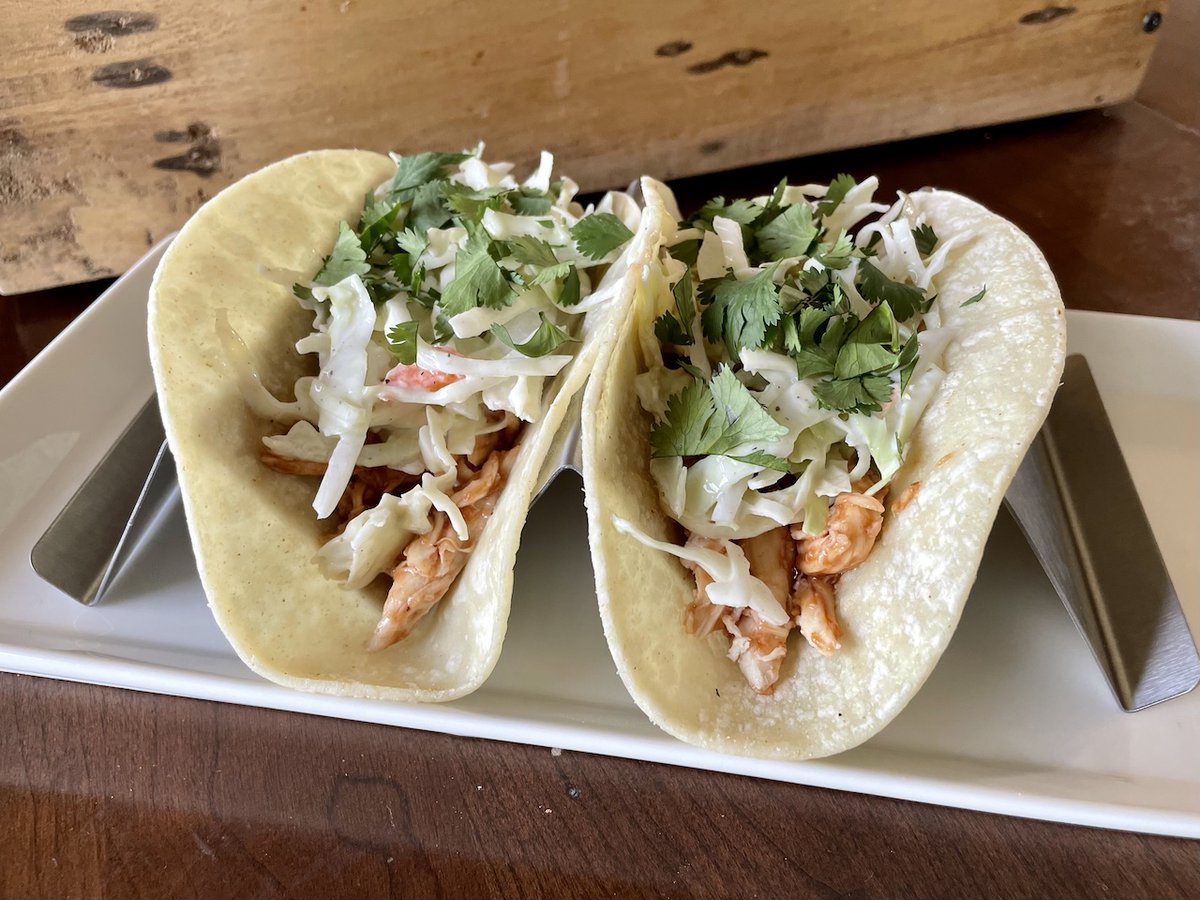 cookafterclass's tweet photo. BBQ Chicken Tacos...two of my favs blended into one delicious meal! https://t.co/KiDsBSgDHG #dinner #tacos #bbq #HealthyFood #Food https://t.co/KlcA646pAF