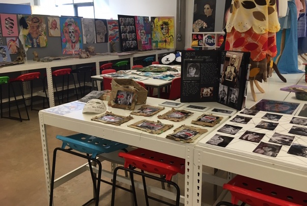 CTCathaysHS's tweet photo. What an amazing Art Show  so proud of our students @CathaysHigh_Art https://t.co/qw1SgW2u4s