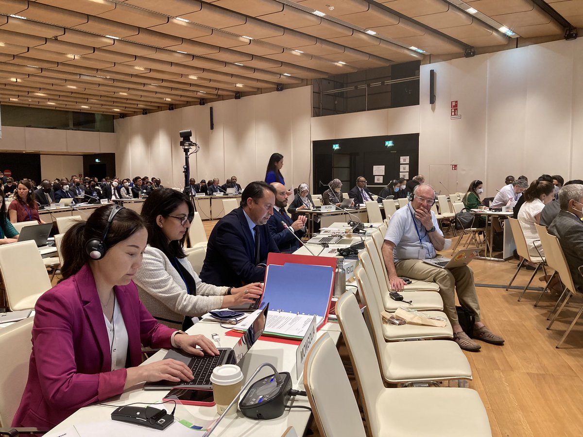 EmbaMexAua's tweet photo. En su calidad de vicepresidente, México condujo hoy los trabajos de la primera reunión de Estados partes (REP-1) del Tratado sobre la Prohibición de las #ArmasNucleares #TPAN:
• Autoridad internacional competente 
• Asistencia a víctimas y reparación del medioambiente
#TPNWMSP1 https://t.co/BMobfebcCu