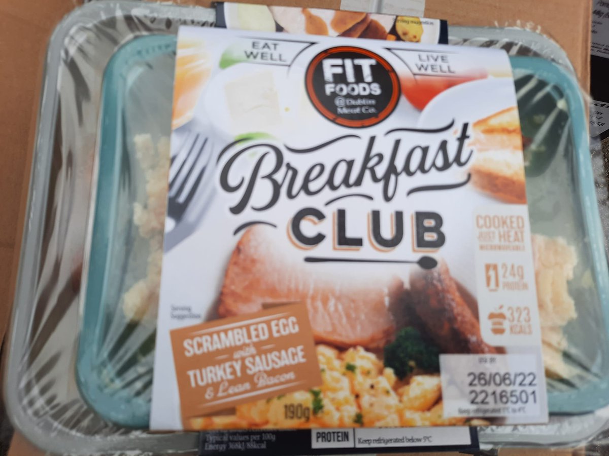 Theresa00464403's tweet photo. Together we can make a difference.
Amazing donation again tonight for our families and vulnerable in our communities.  Thanks a million  #HelpOurHomeless #peoplehelpinghomeless .Breakfast, dinners and dessert delivered to all this evening. 40 happy families https://t.co/2piPLZbOo5