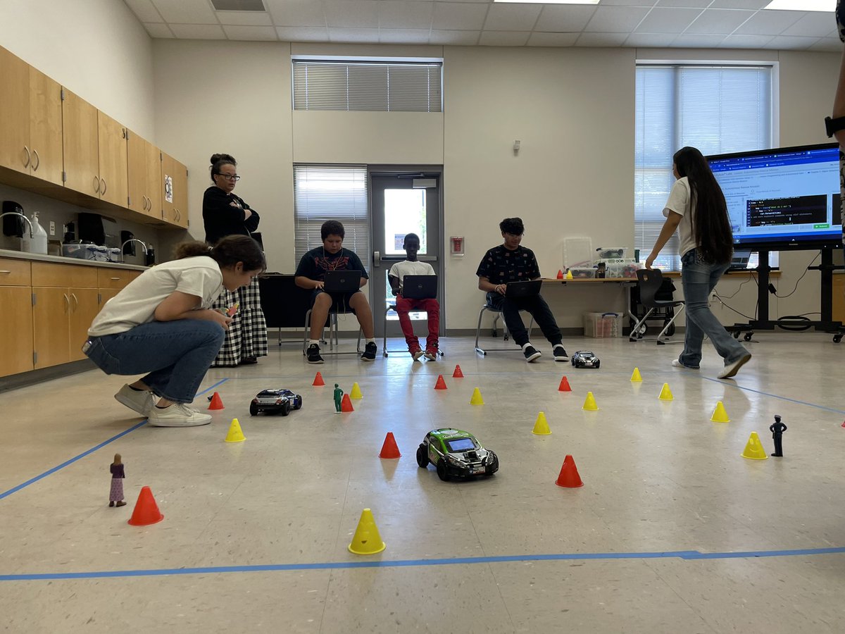 DVISD Instructional Technology tweet media