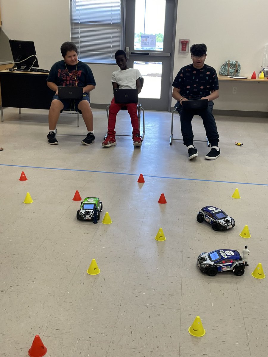 REDBird Robotics tweet media