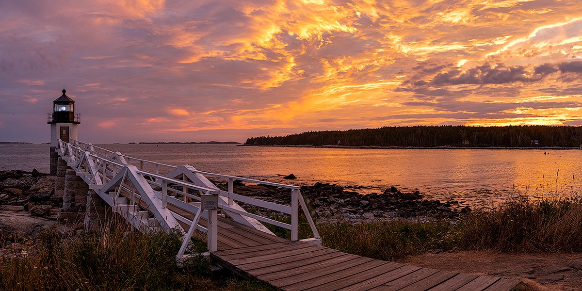 JoeGarzaPhoto's tweet photo. 'Dream Catcher' is one of my new lighthouse images out on my website. If you're a lighthouse fan, or just a fan of this button pusher, head on over to check them out!
https://t.co/Pr5pcXDhrP

#landscapephotography #lighthouse #sunset #fineartphotography #maine #marshallpoint https://t.co/DSM4ENGTqA