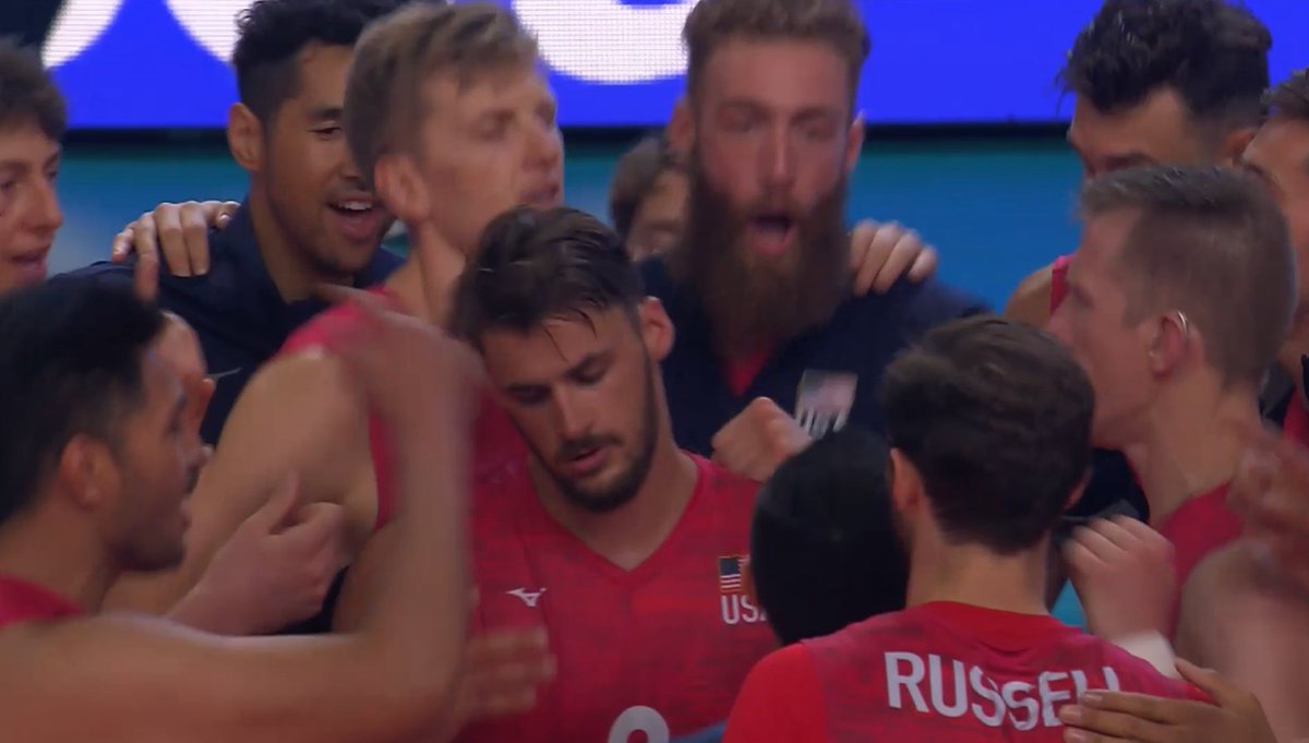 The men start VNL Week 2 with a W! 🇺🇸 downs Serbia in four sets (26-24, 23-25, 25-23, 25-20) for a perfect 5-0 VNL record. We top the VNL leaderboard standings!