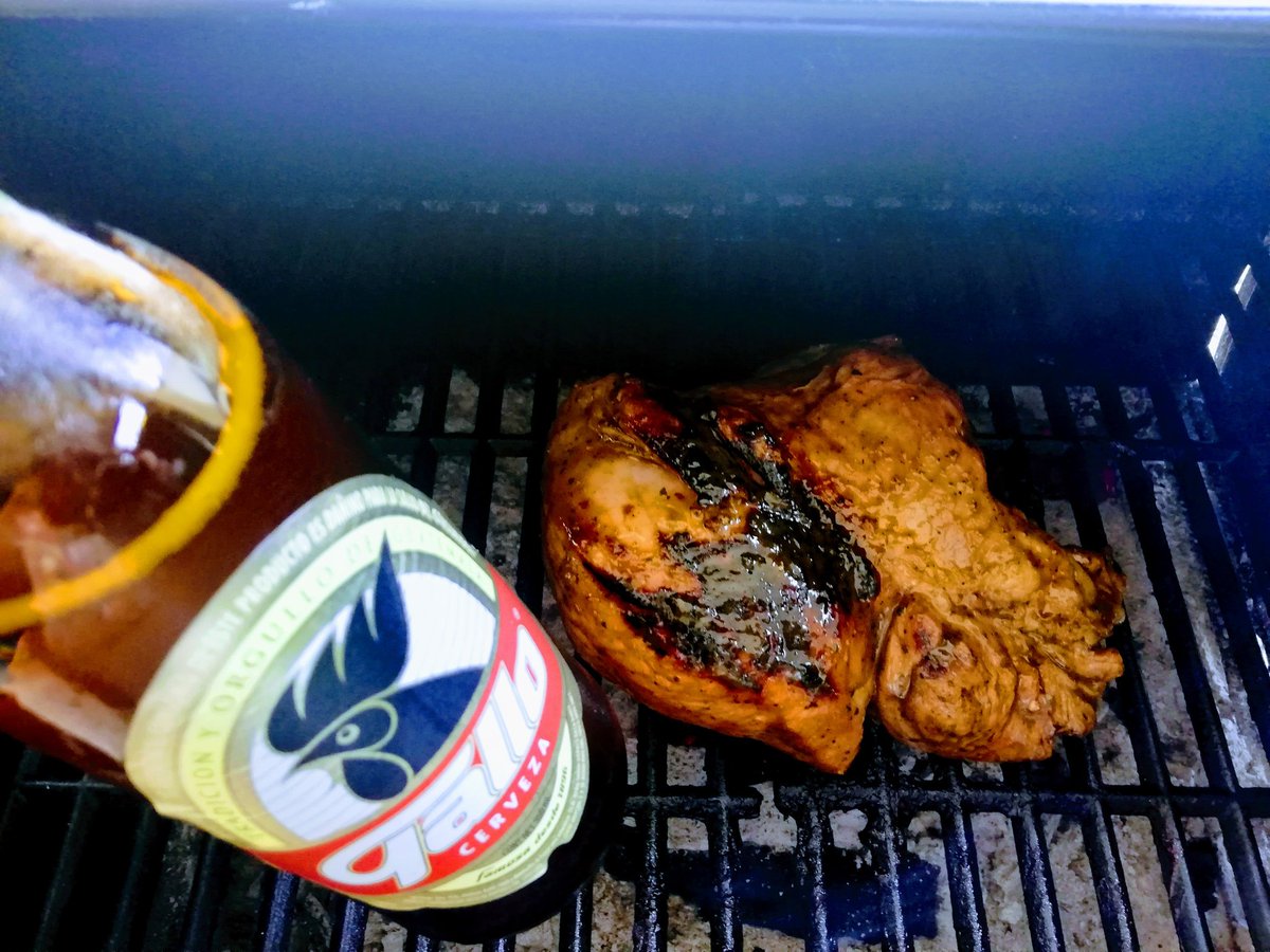 Posta pork beef!! Beer on aside always!!! Wu wednesday BBQ!! 👐🏿🐝🐽🔥🔥🔥🔥🔥