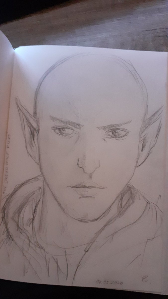 LadySunderlyn's tweet photo. Look what I found in my sketchbook 😱✨
This was the first ever Solas art piece I made. I sketched this right after the end of Trespasser in my first playthrough 🥺❤
And I think I've never shared it before 💙

#DragonAge #Solas #DreadwolfRises #DragonAgeDreadwolf https://t.co/x8PCqezYjD