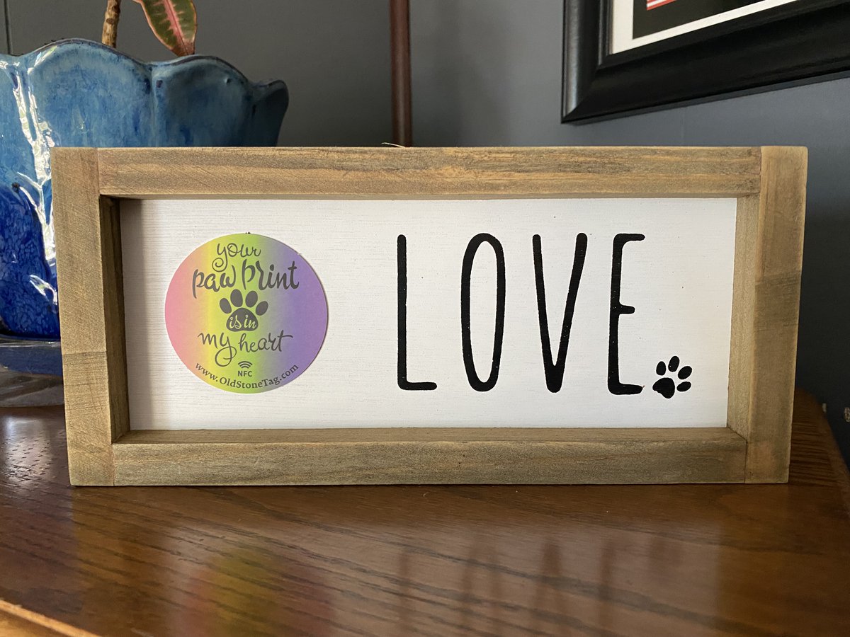 oldstonetag's tweet photo. What a great #keepsake for anyone who has lost a member of their #furfamily. Vist https://t.co/oe0ltXxpkv https://t.co/T5tZpNhfSA