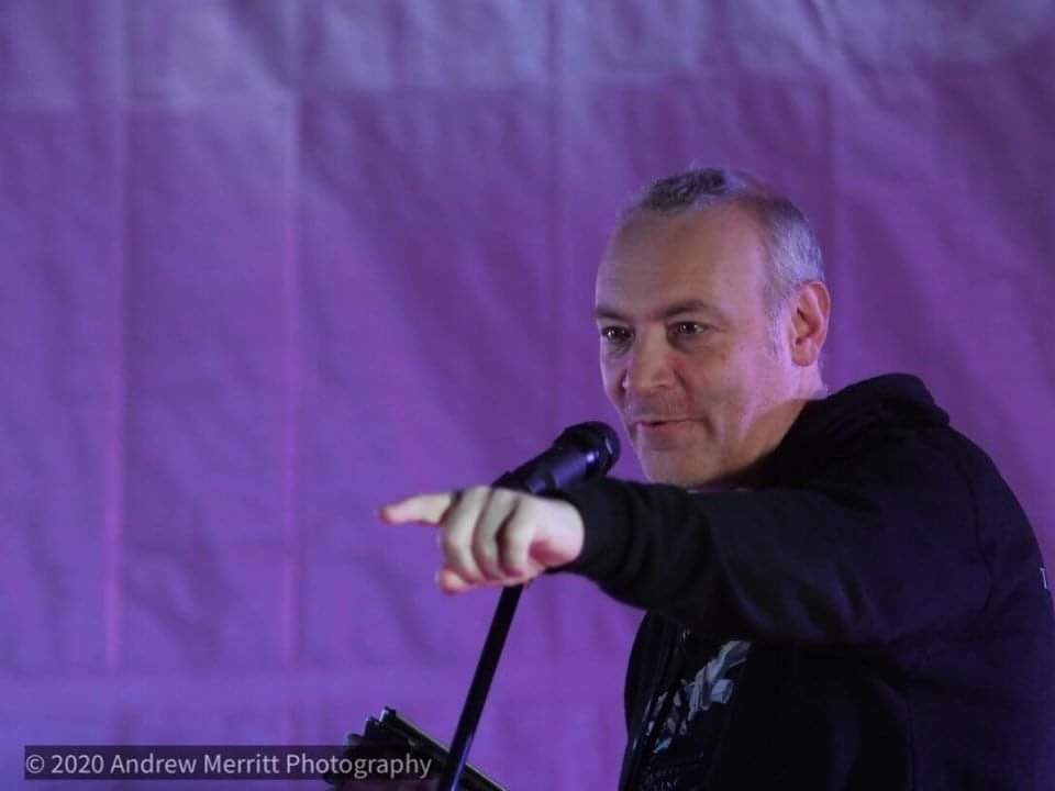 dreadingslam's tweet photo. First on #spokenword stage for #dreadingslam @EastReadingFest is the host of our monthly #poetryslam @RisingSunArts - The Legend That is Richard Stephenson reading one of the lighthearted poems that typifies his work #ERF #CreativeReading #poetsofRdg #poetsofReading https://t.co/i31le9kgAL