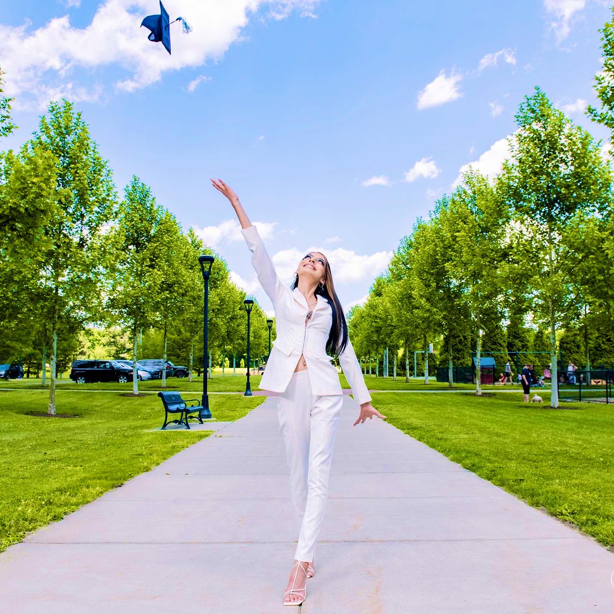 _ilayzaaaa's tweet photo. “I wanna thank me for believing in me, I wanna thank me for doing all this hard work, I wanna thank me for having no days off, and I wanna thank me for never quitting.”
Respectfully, Ilayza L. Galindez, A.S. Health Sciences👩🏻🎓💙 #bsloading #classof22 #firstgen https://t.co/1ZgoE3miAV