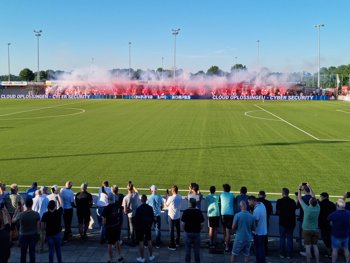 WesleyvanD's tweet photo. Kozakken Boys-GVVV #groundhopping #tweededivisie #jacksleague https://t.co/kOUeWseQFC