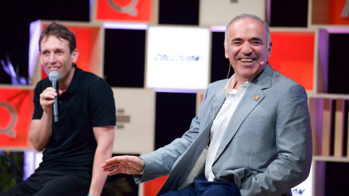 After his talk at the @CollisionHQ conference, @Kasparov63 gave an 11-player #chess simul to a packed house. Eleven wins for Garry, zero regrets for all present. #Collision2022