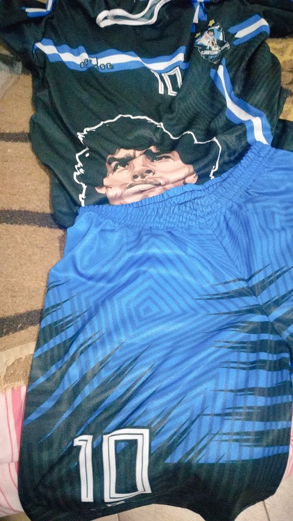 cleandro87's tweet photo. Gracias @campeones86  por el regaloo!!!! espectacular!!! https://t.co/a3eUnrUN3U