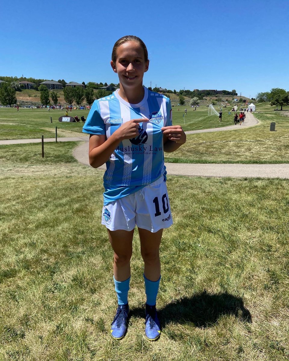 AtomicCityFC's tweet image. It’s another GLORIOUS day in beautiful Boise, ID. Atomic City FC will be sporting their Argentina 🇦🇷 home kits. Kickoff is set for 2pm Moutain Time Zone against Idaho Rush. It’s an elimination game with the right to play in the knockout stage quarterfinals Friday. Let’s GO!